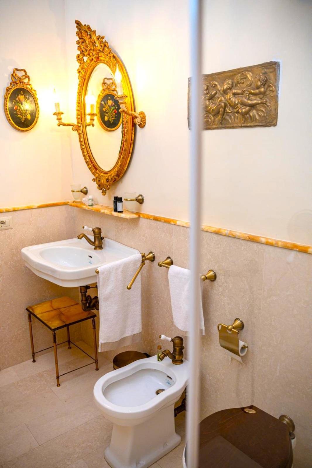 La Casa Di Agartha Bed & Breakfast Bolsena Ngoại thất bức ảnh